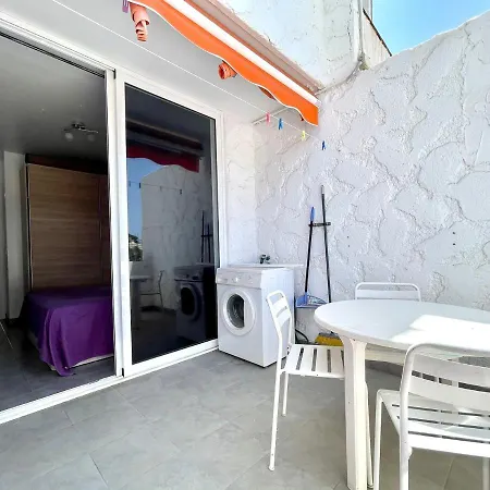 Cozy Apartment With Wifi,Pool, Near The Beach In Tenerife Sur Apartment *