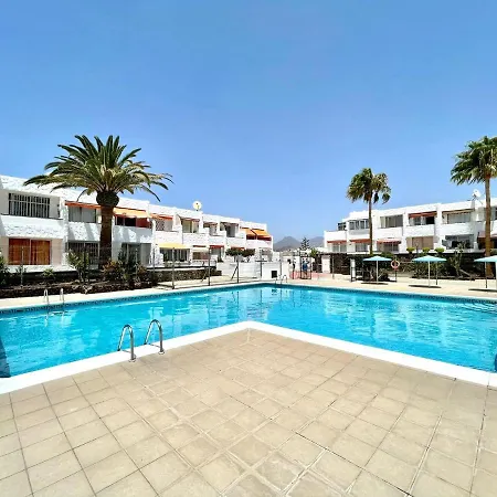 Cozy Apartment With Wifi,Pool, Near The Beach In Tenerife Sur * Costa Del Silencio