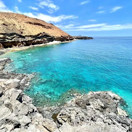 Cozy Apartment With Wifi,Pool, Near The Beach In Tenerife Sur Costa Del Silencio