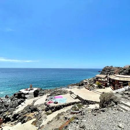 Cozy Apartment With Wifi,Pool, Near The Beach In Tenerife Sur Lejlighed Costa del Silencio