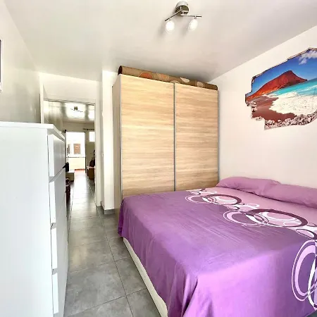 Cozy Apartment With Wifi,Pool, Near The Beach In Tenerife Sur *